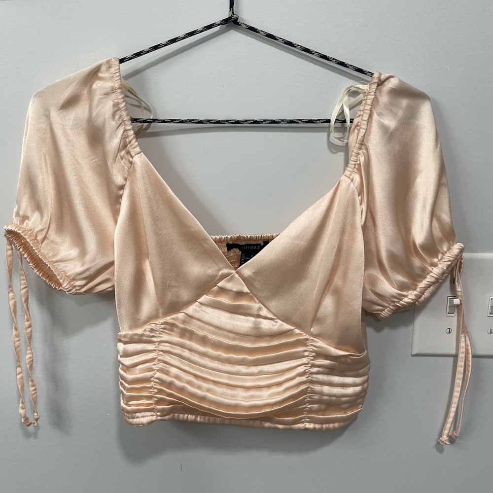 Forever 21 Cream Puff Sleeve Crop Blouse